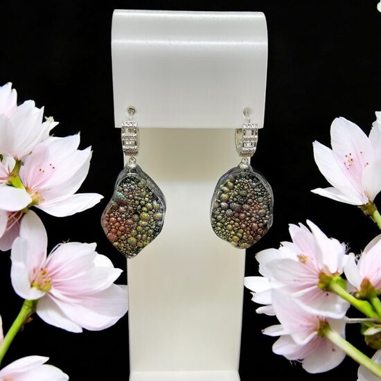 Auskari "Mainīgais kosmoss"