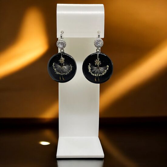 Auskari ar balerīnu