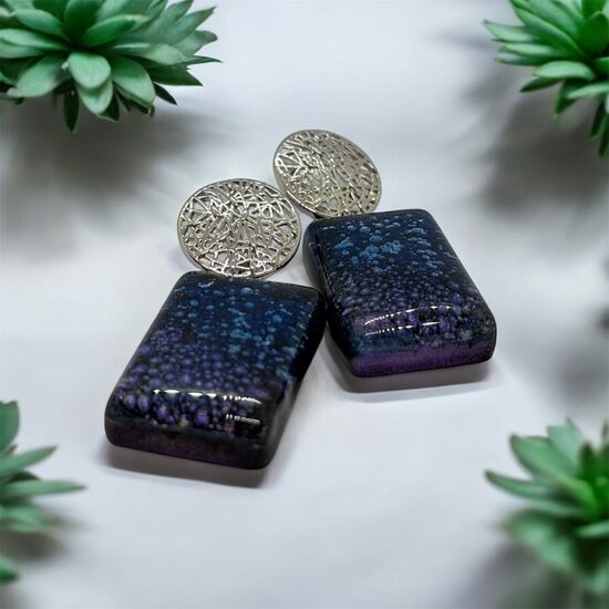 Auskari "Violeti zilais kosmoss"