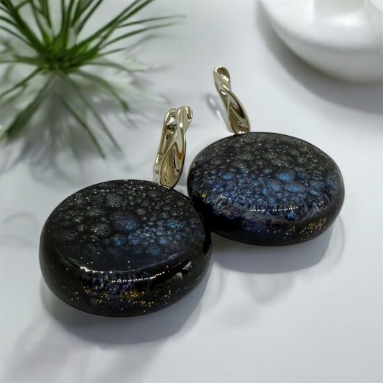 Auskari "Zili melnais kosmoss"